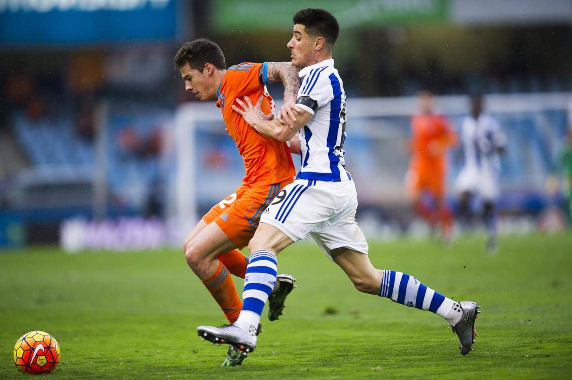 关于赛前葡超焦点战，上海海港防线松动，目标明确，赛季目标并未改变的信息